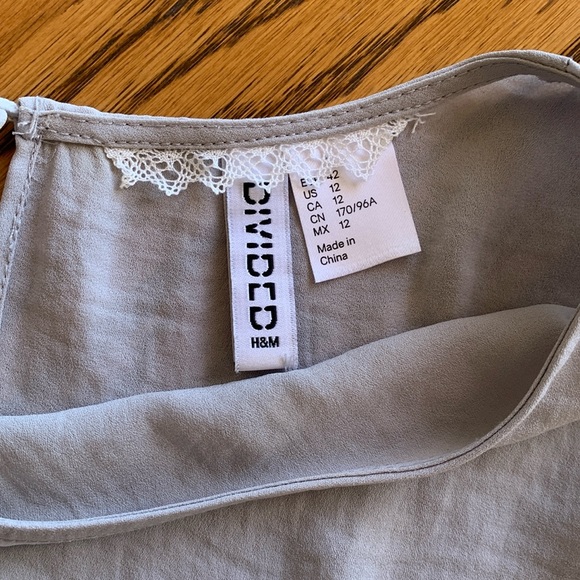 # 69  Sz 12 H & M Bling Bling Blouse $45 - Picture 6 of 10